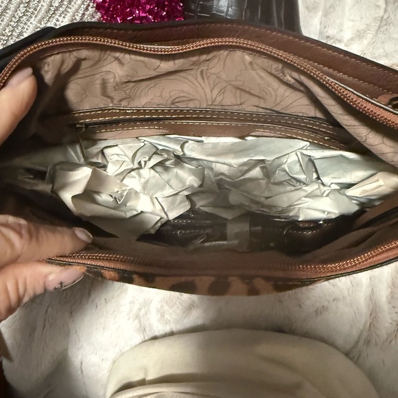 Justin Boots Tan and Brown Leopard Hobo Bag - Picture 2 of 5